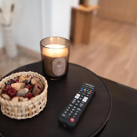 Maison Tartage - Break In Apartment